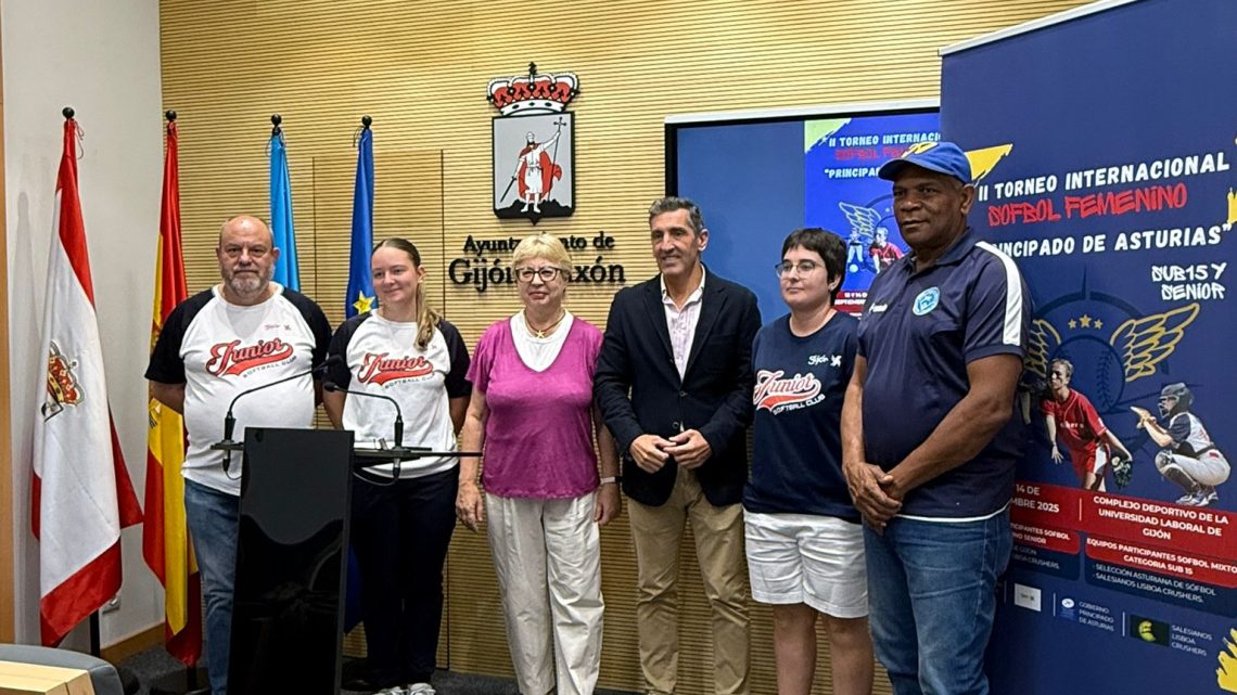 PRESENTACIÓN EN EL AYUNTAMIENTO DEL II TORENO DE SÓFBOL INTERNACIONAL PRINCIPADO DE ASTURIAS PRESENTACIÓN EN EL AYUNTAMIENTO DEL II TORENO DE SÓFBOL INTERNACIONAL PRINCIPADO DE ASTURIAS