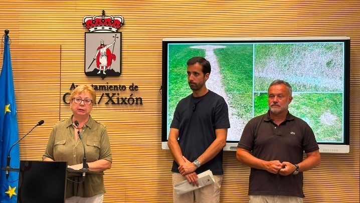 RUEDA DE PRENSA EN EL AYTO. DE GIJON RECLAMANDO LA REFORMA INTEGRAL DE LA INSTALACION DE BÉISBOL